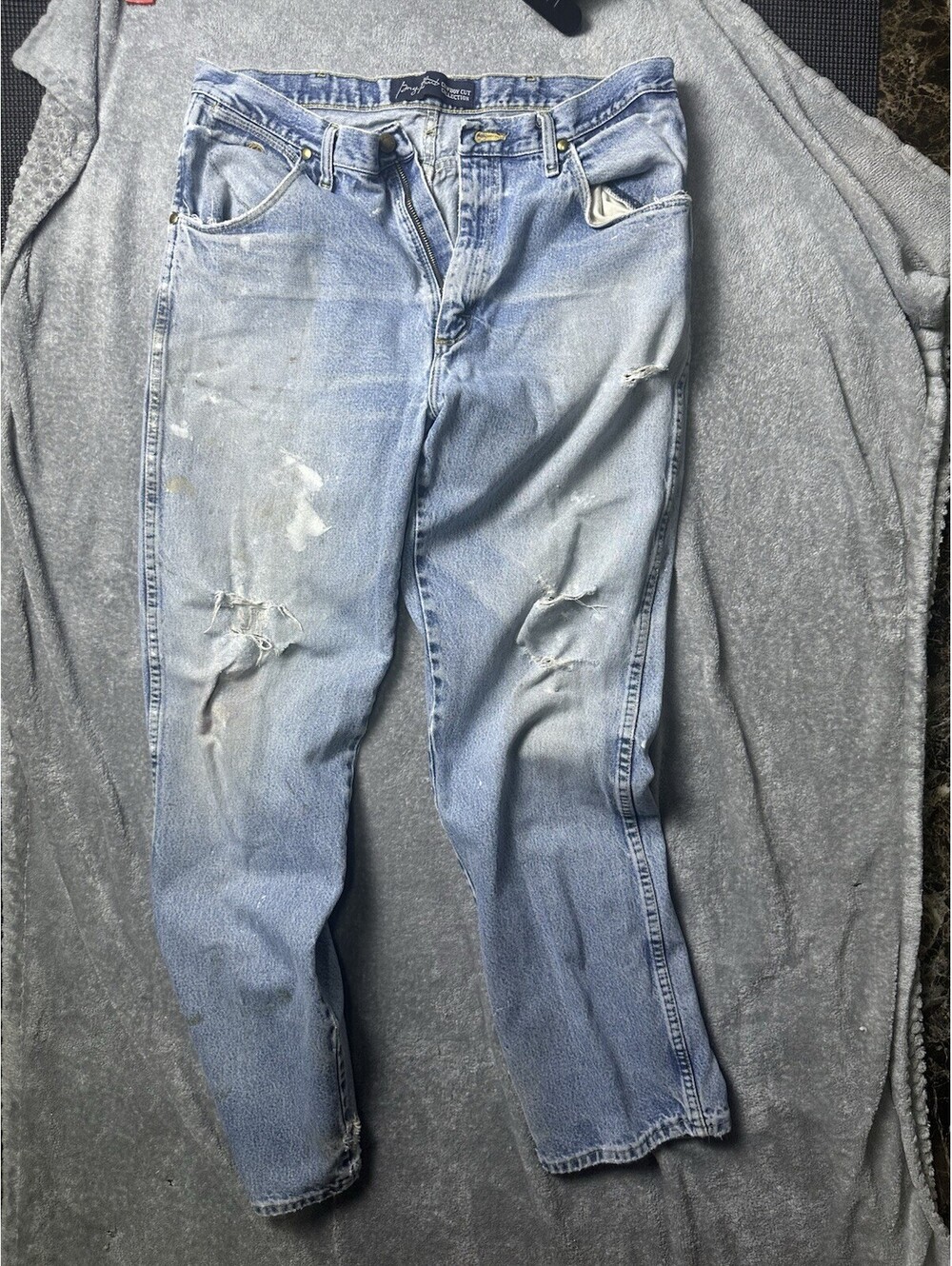 Wrangler George Strait Cowboy Cut Jeans 36x34 Distressed Paint Workwear Thrashed
